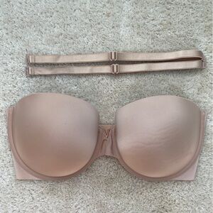Victoria’s Secret Seamless Nude Strapless Multi-Way Bra